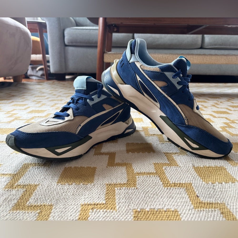 PUMA x Maison Kitsuné Mirage Sport “Blue Depths” Sneakers